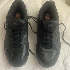 Dickies men's black shoes size 10